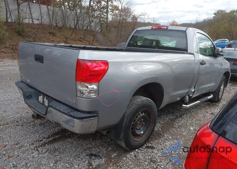 2008 Toyota Tundra Base 4.7L V8 из США, поврежденный, VIN 5TFMT52148X011467